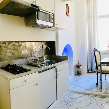Parisa Suite Rom Exterior foto