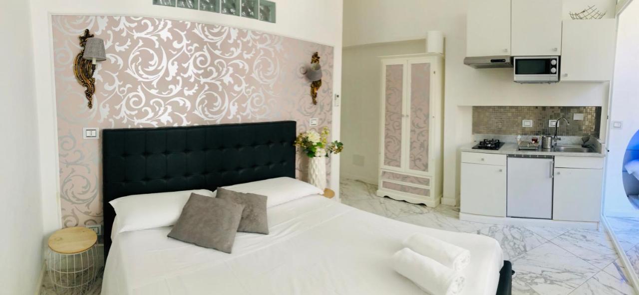Parisa Suite Rom Exterior foto