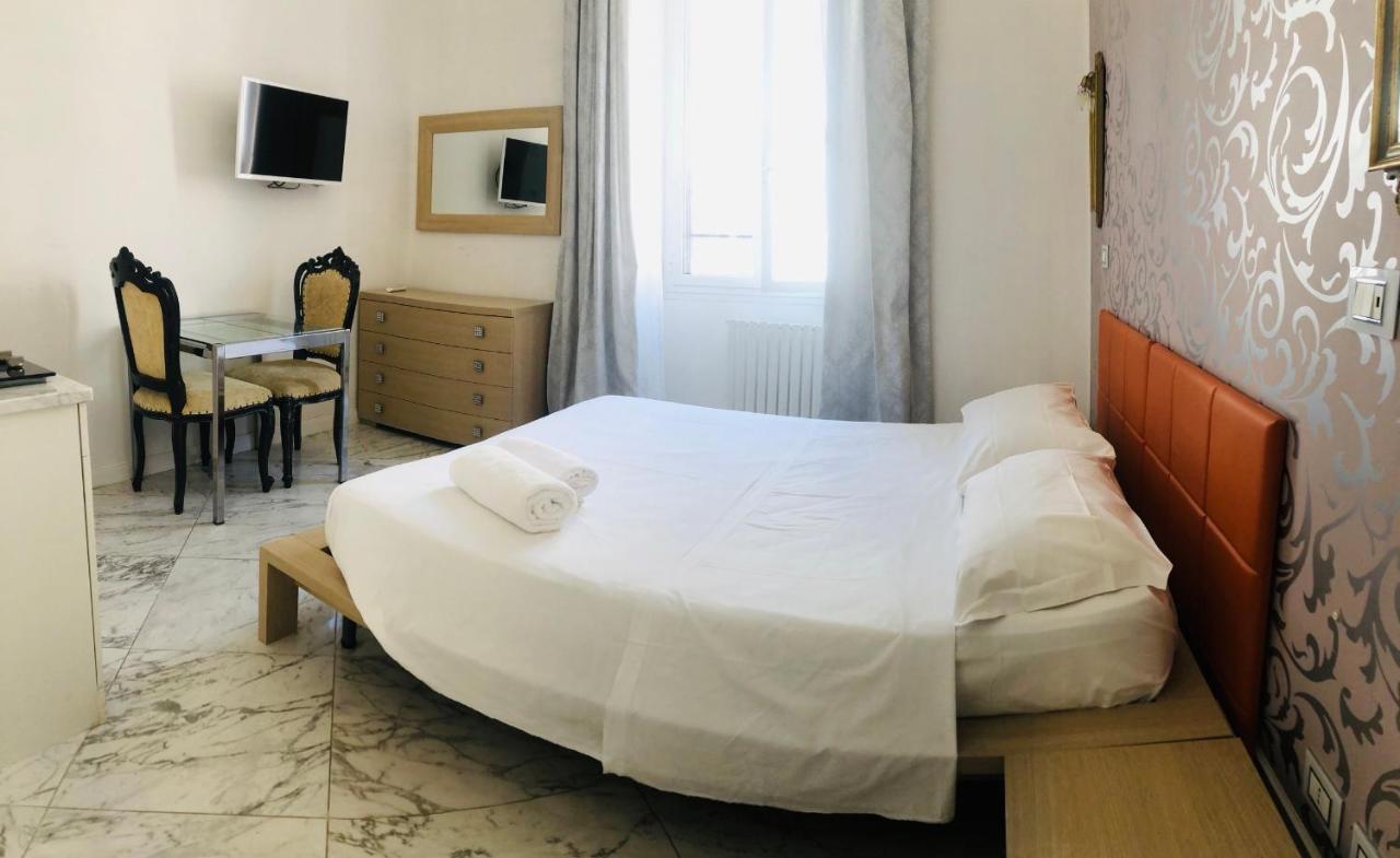 Parisa Suite Rom Exterior foto