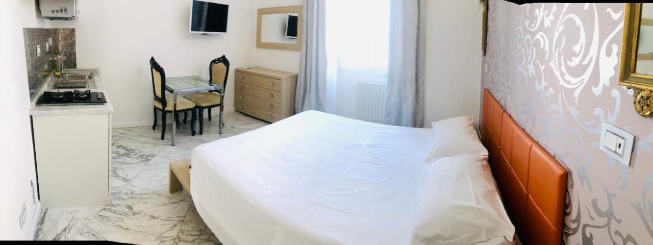 Parisa Suite Rom Exterior foto