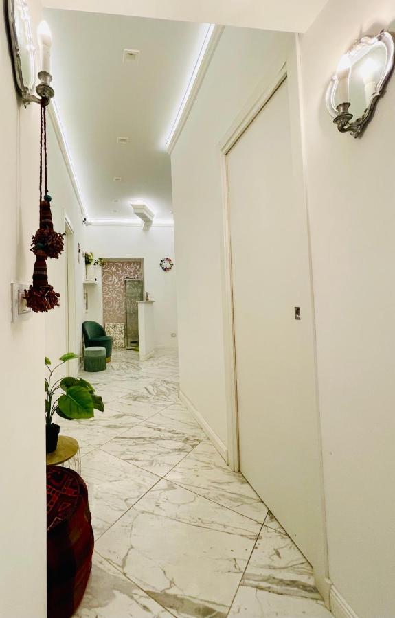 Parisa Suite Rom Exterior foto