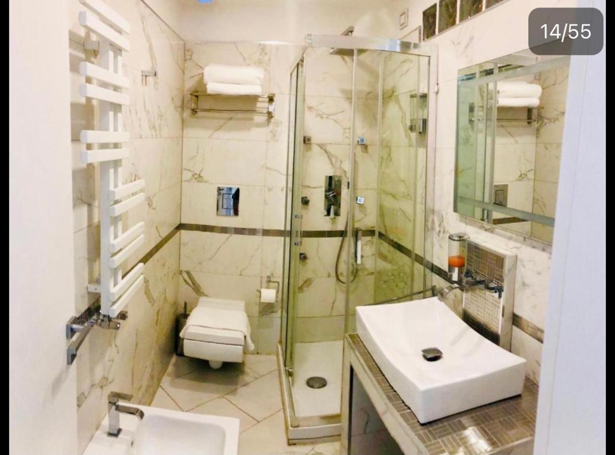Parisa Suite Rom Exterior foto
