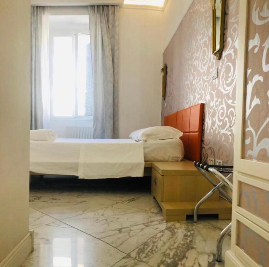 Parisa Suite Rom Exterior foto