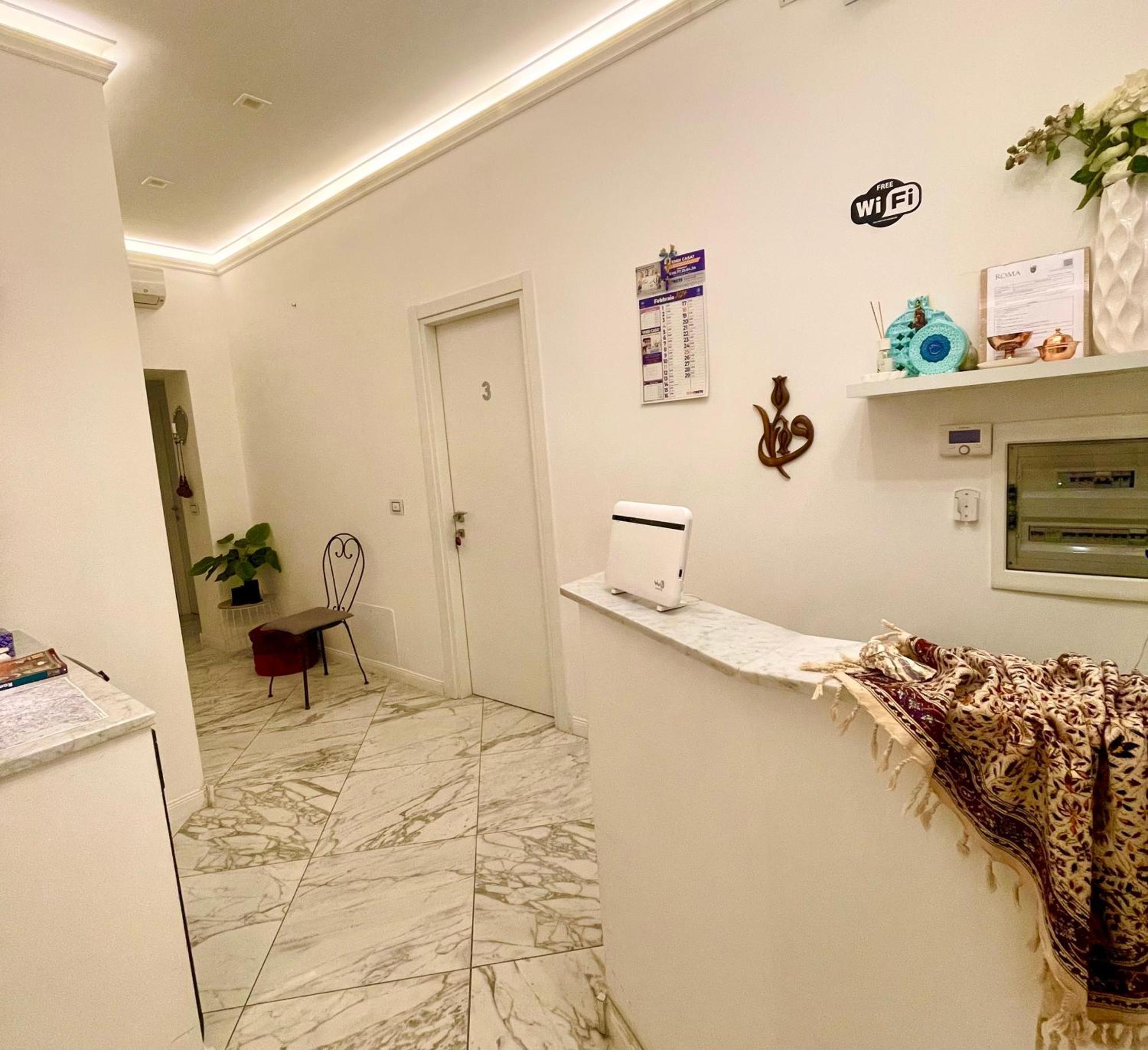 Parisa Suite Rom Exterior foto