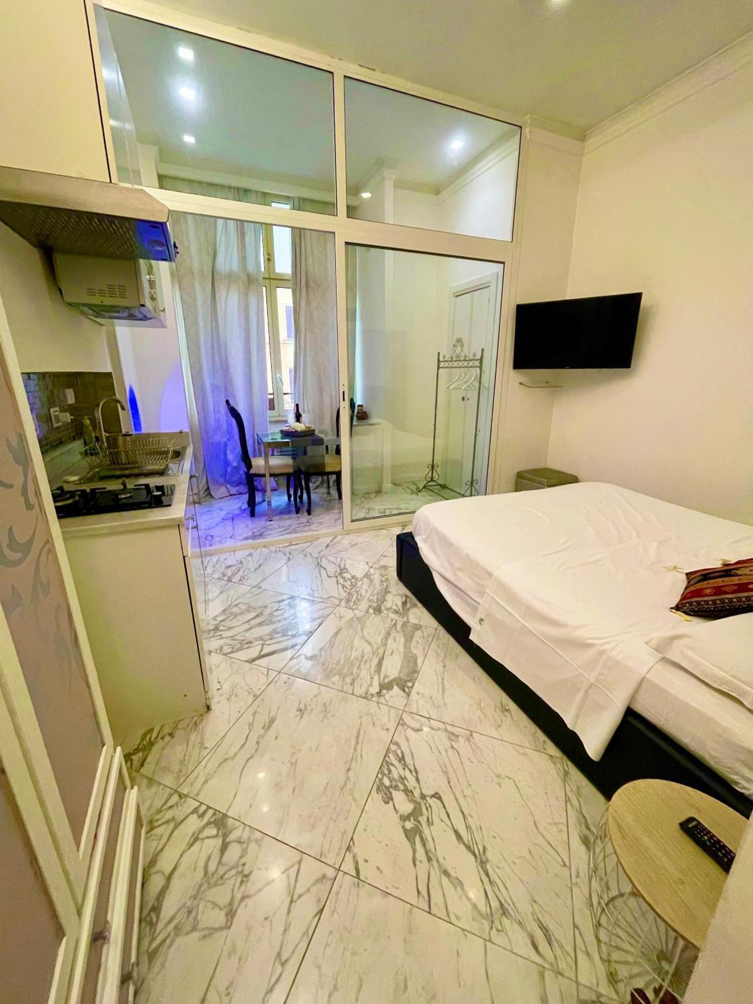 Parisa Suite Rom Exterior foto