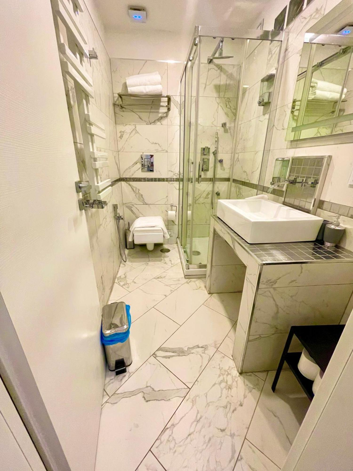 Parisa Suite Rom Exterior foto